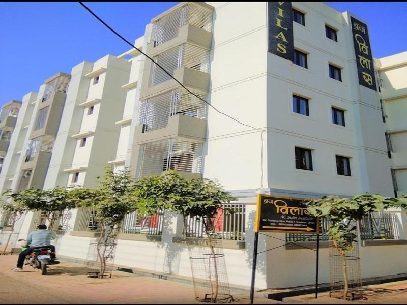 Hotel Braj Family Suits 4*