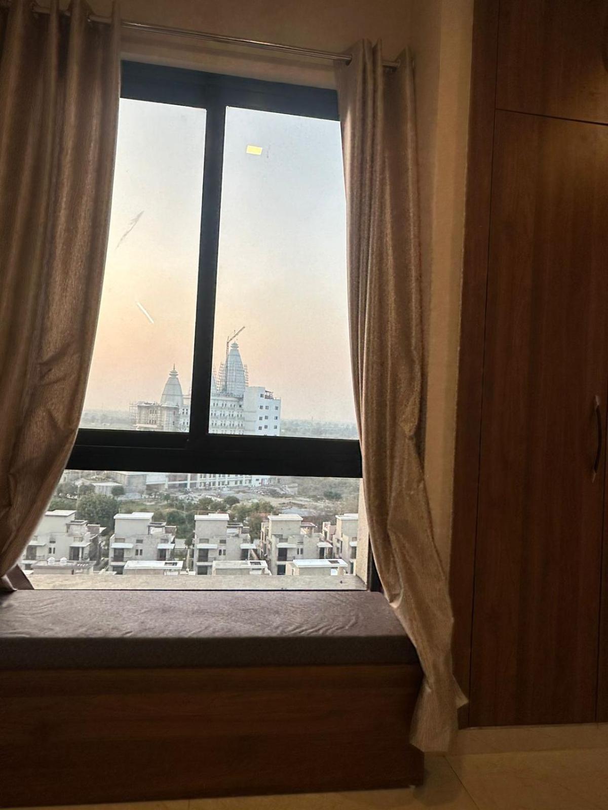 Apartment Serenity Skyline