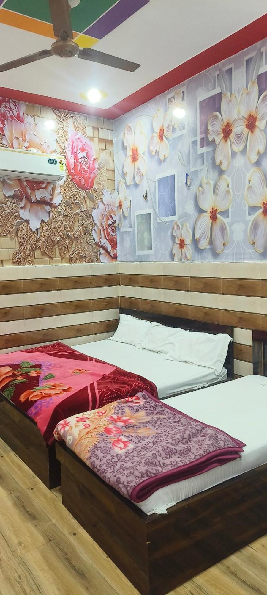Shri Kamal Dham - Near Prem Mandir Vrindavan