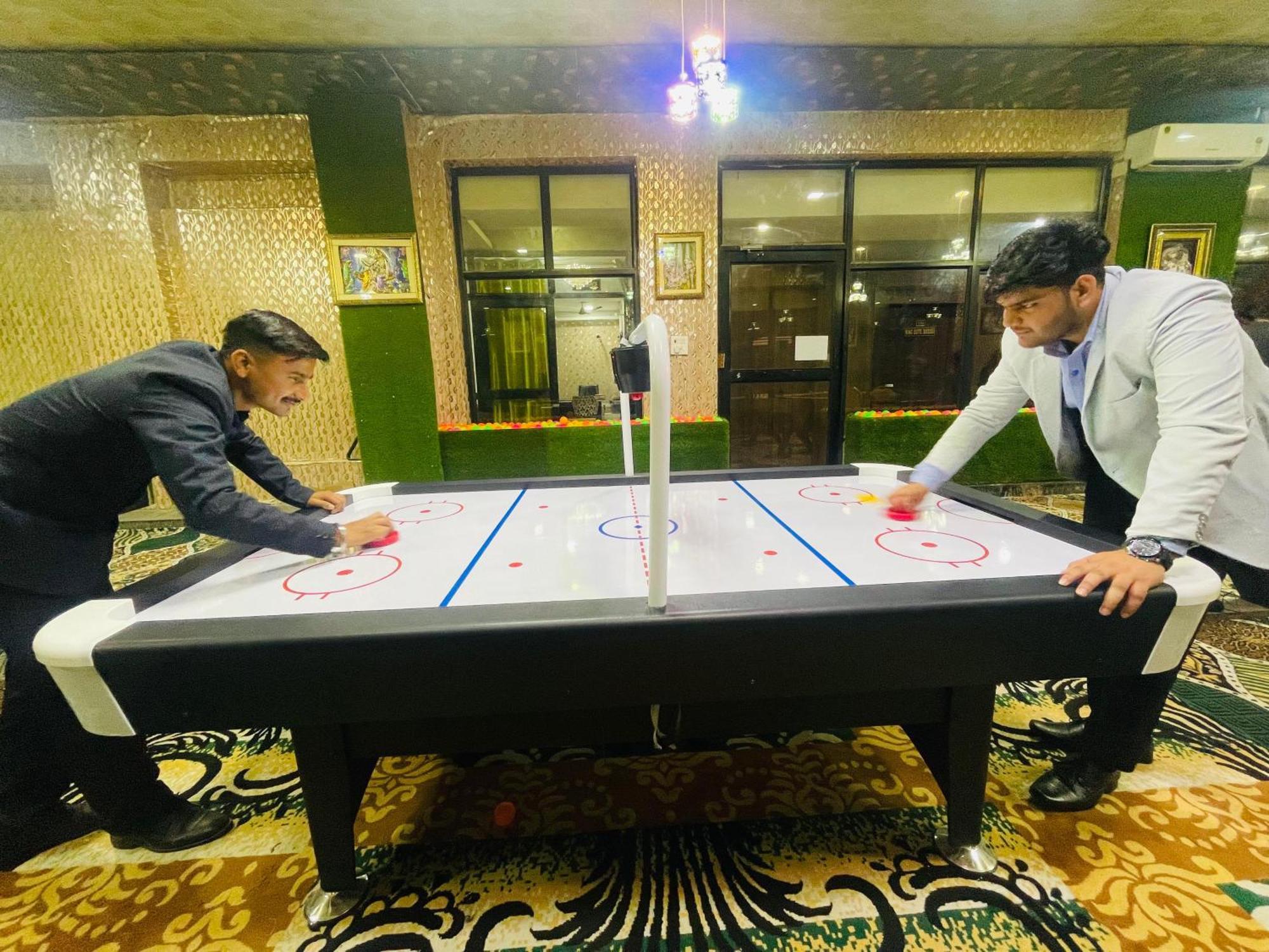 Hotel Tulsi Garden Vrindavan