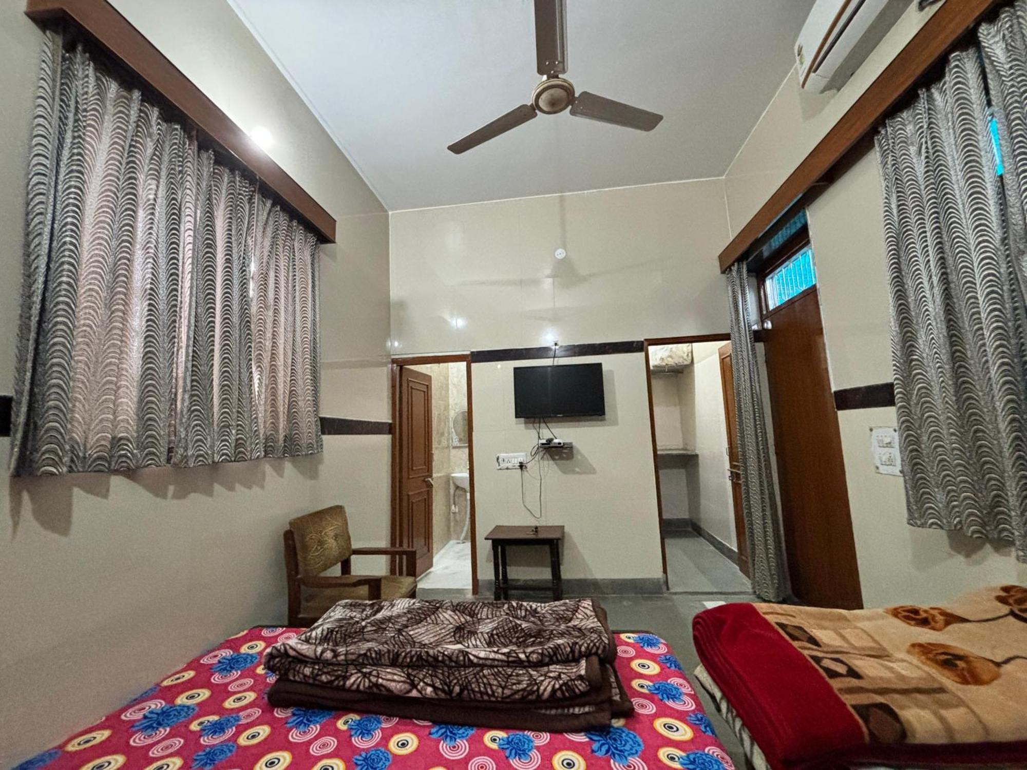 Shri Balaji Dham Guest house 3*