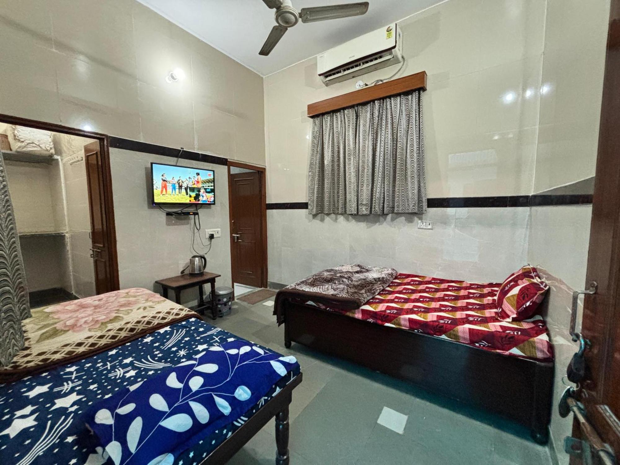 Shri Balaji Dham 3*