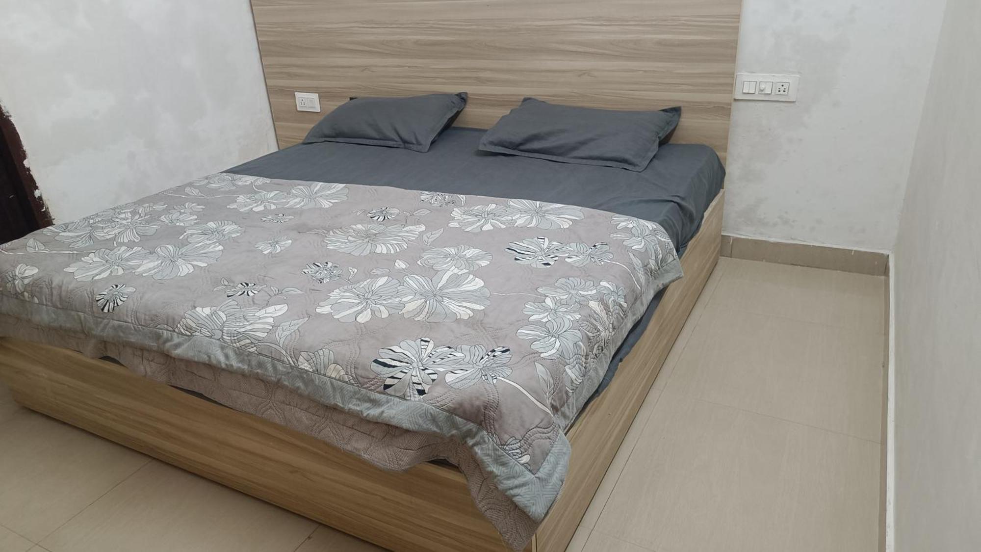 Radha Spiritual Apartment