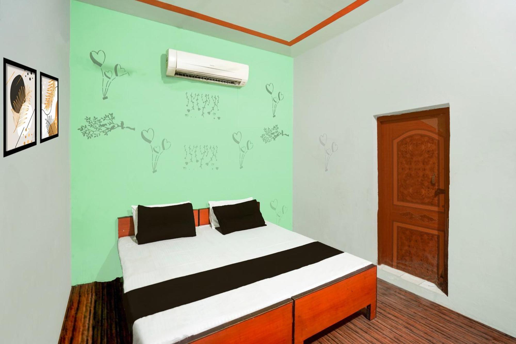 O Golden Palace 3* Vrindavan