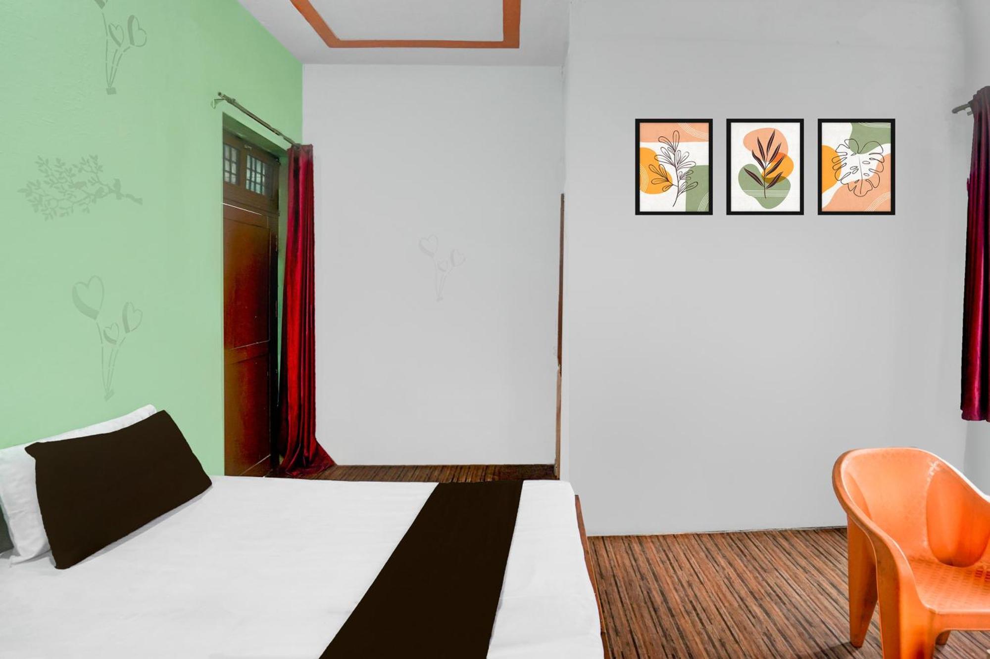 O Golden Palace 3*