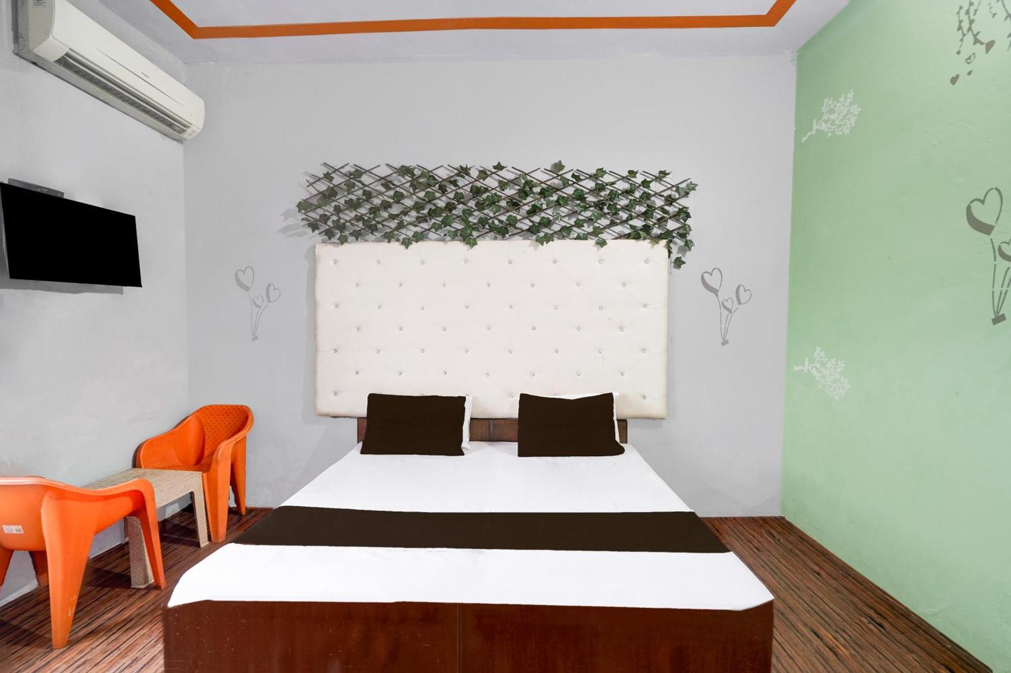 O Golden Palace 3* Vrindavan