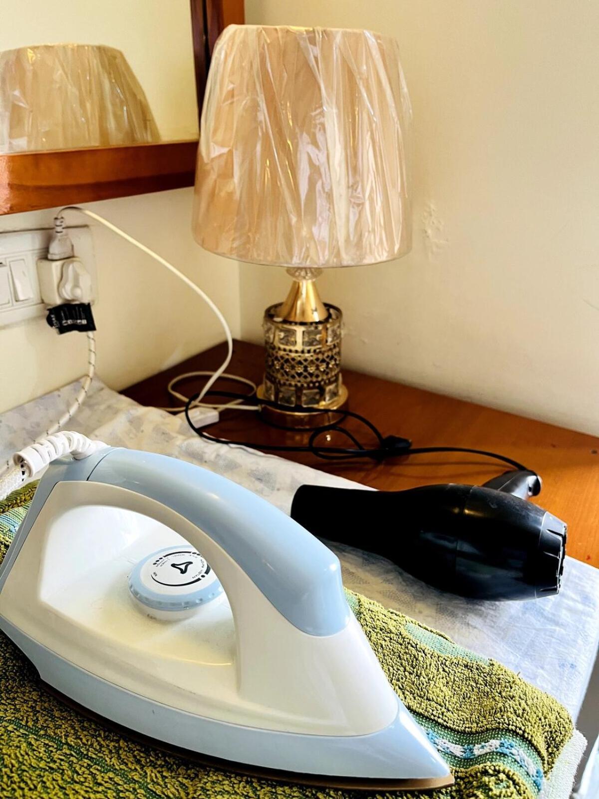 Apartment Private Close To Iskcon And Prem Mandir