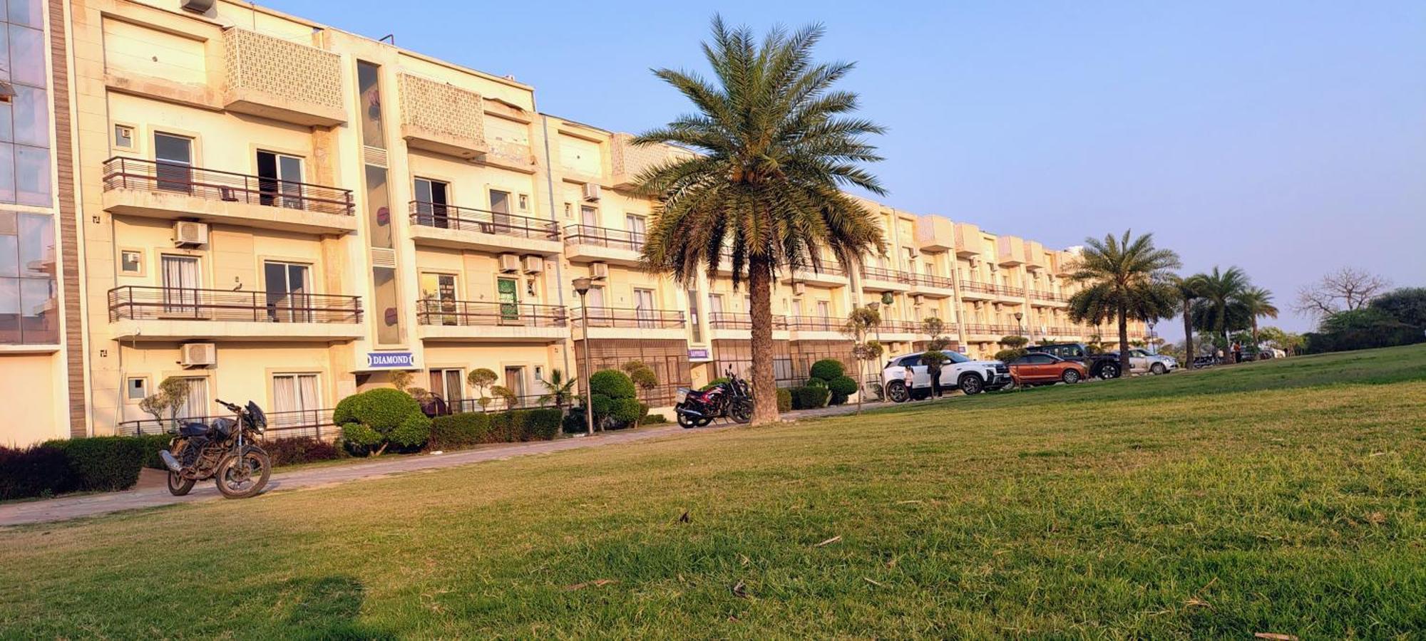 Hotel Anand Citrine & Vrindavan