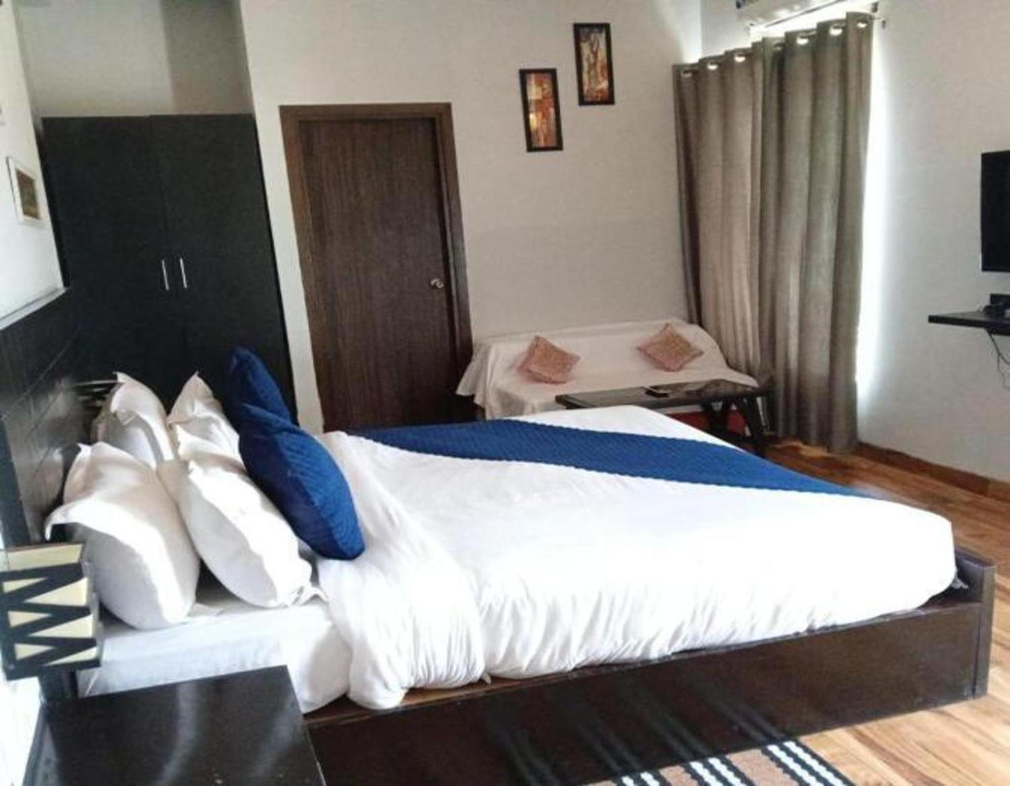 Hotel Dreams And 4*