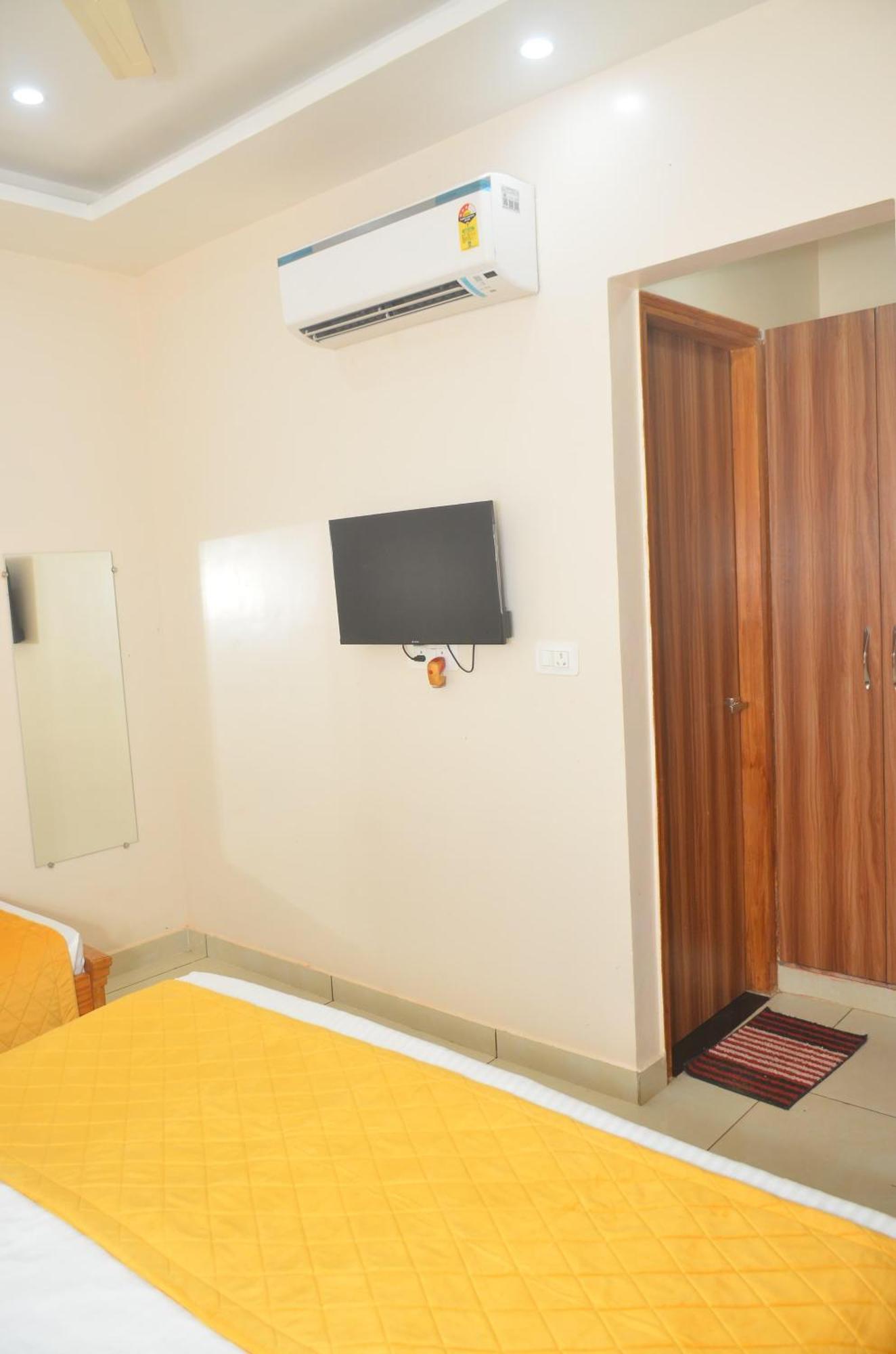 Guest house Hare Krishna *