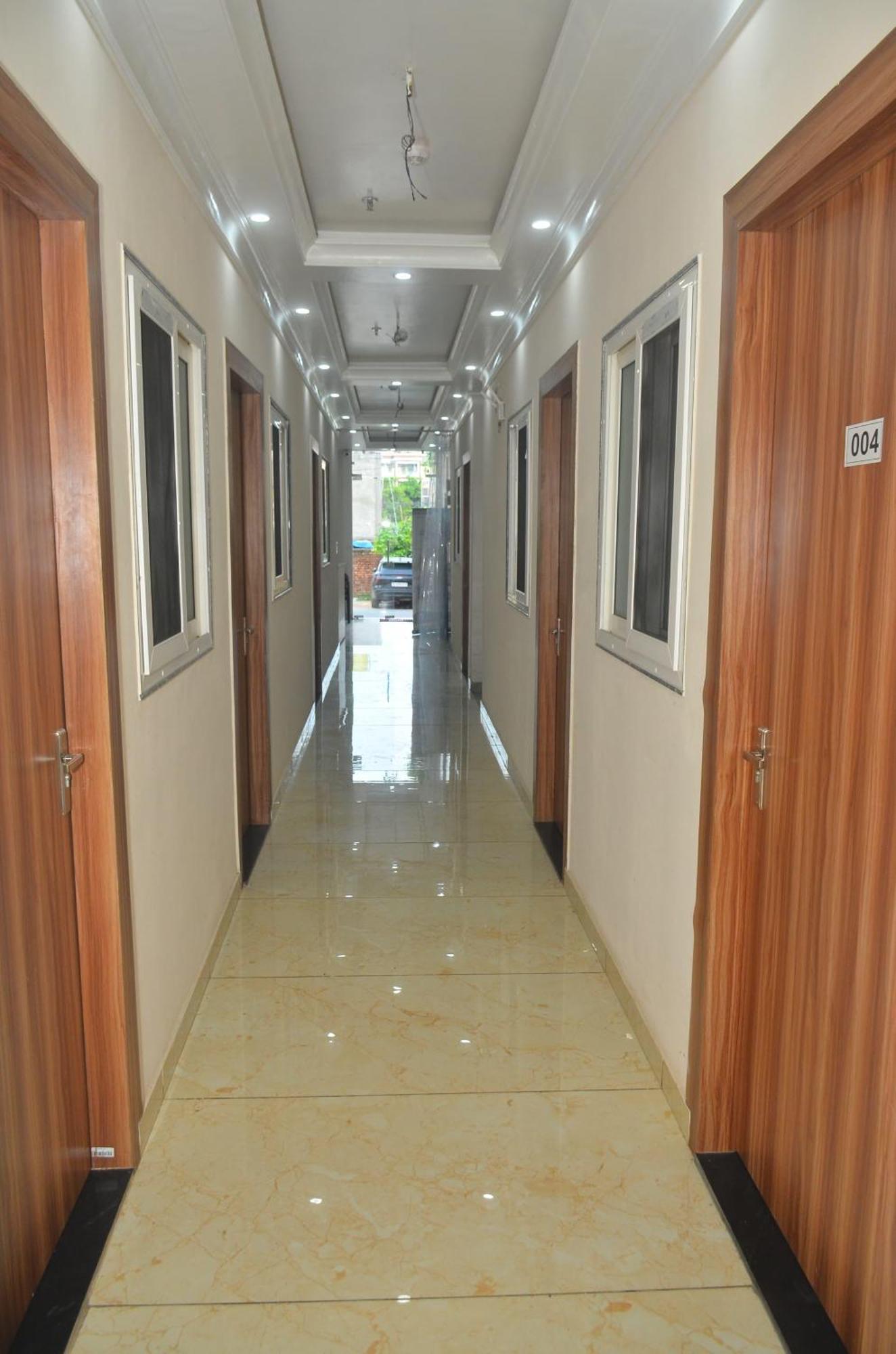 Hare Krishna Guest house Vrindavan