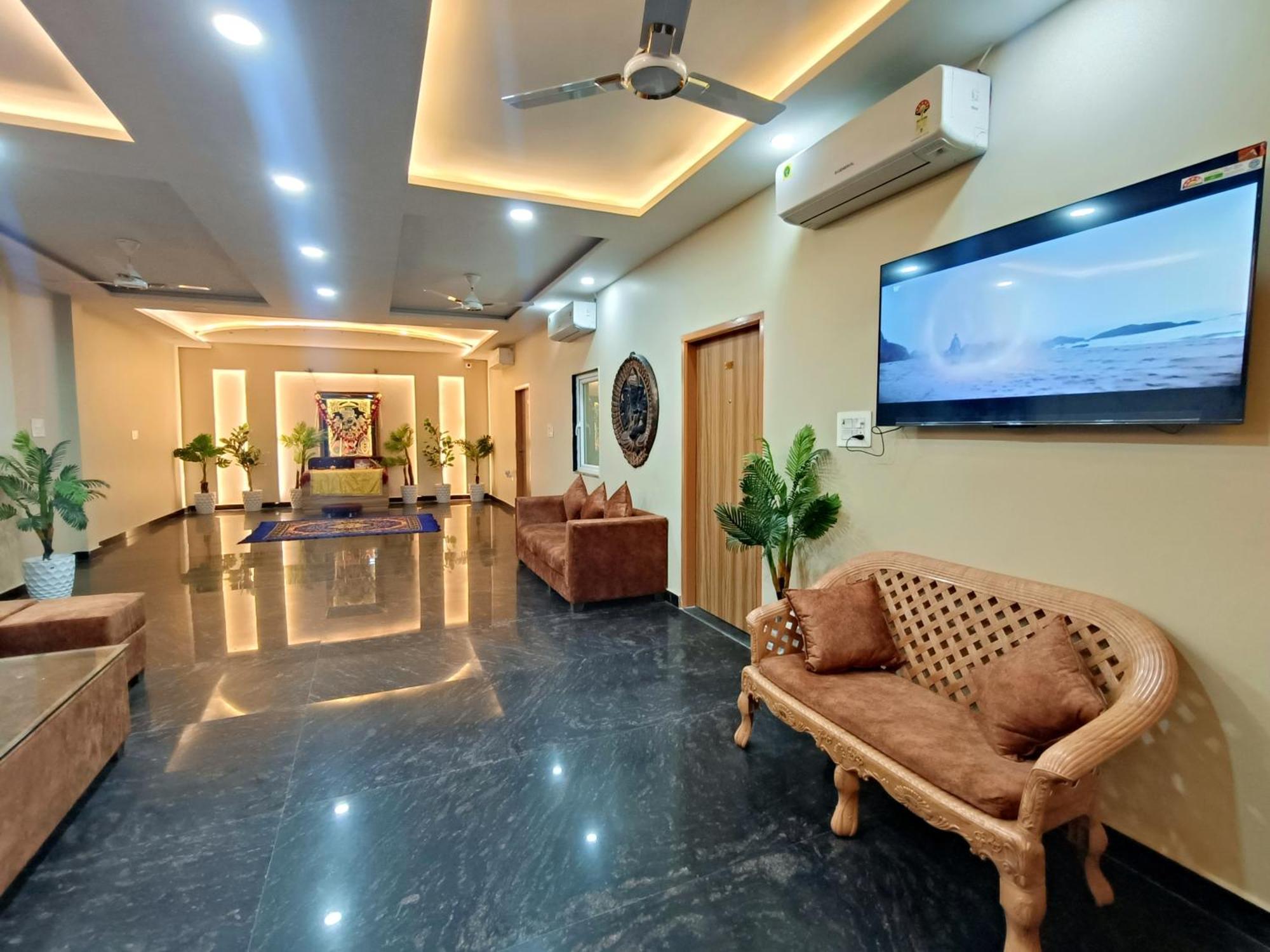 Hotel Shree Niddhivan ! Fully Ac, Nearby Prem Mandir & Isckon Temple - 500 Meters Away Only, Close To Main Attractions, Premium Rooms!