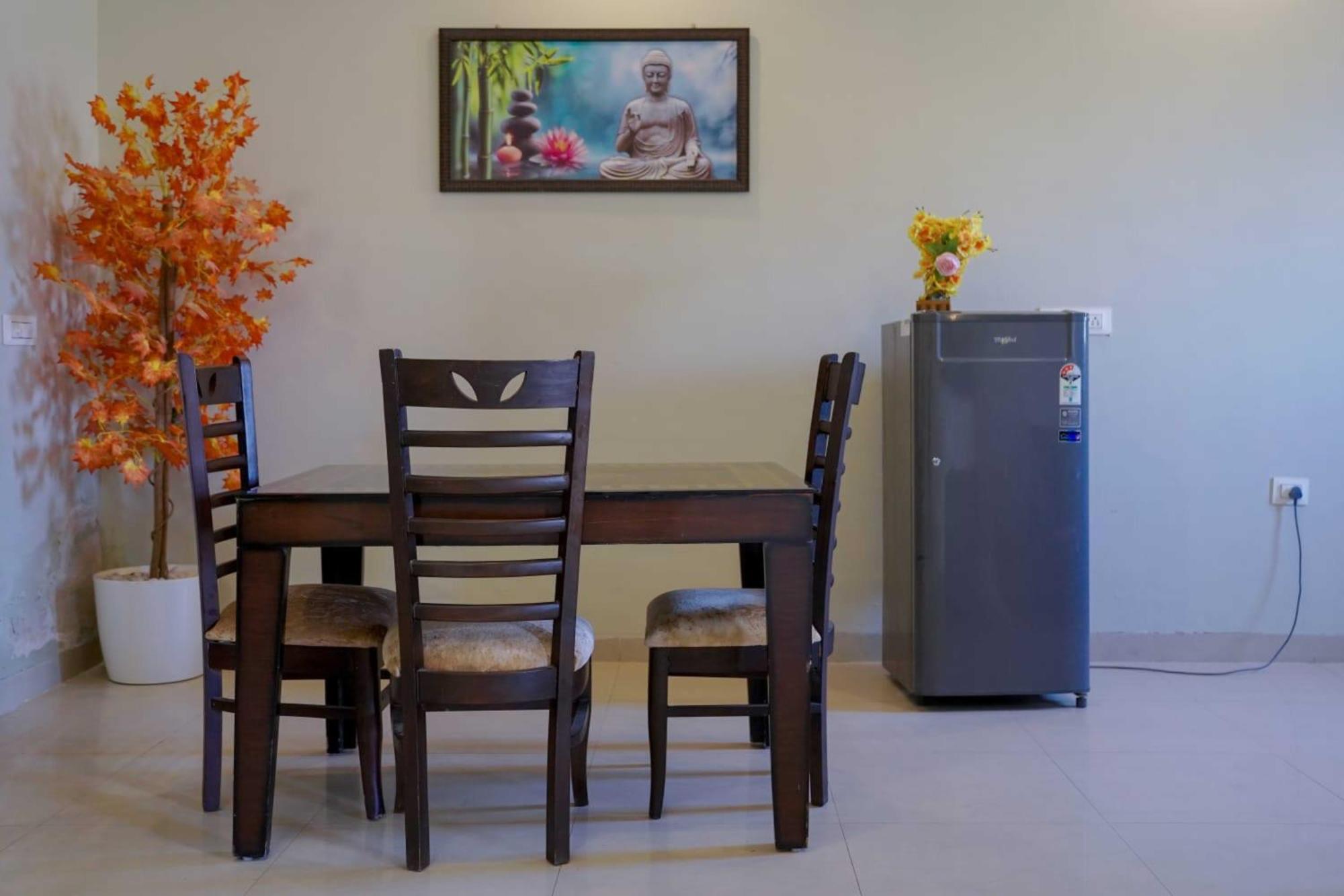 Dreams And Hotel Vrindavan