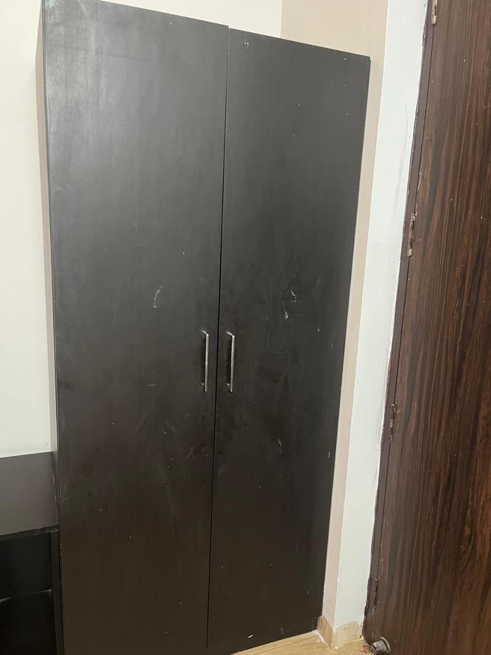 Hotel Eraya And - Near Prem Mandir 4*
