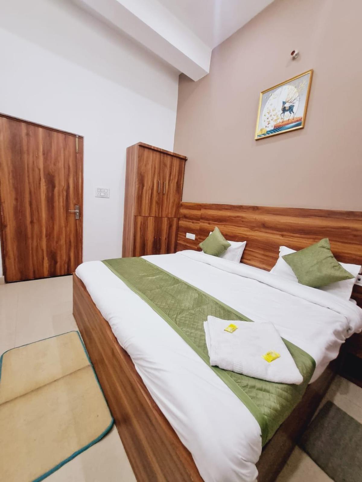 Prime International Hotel 3*