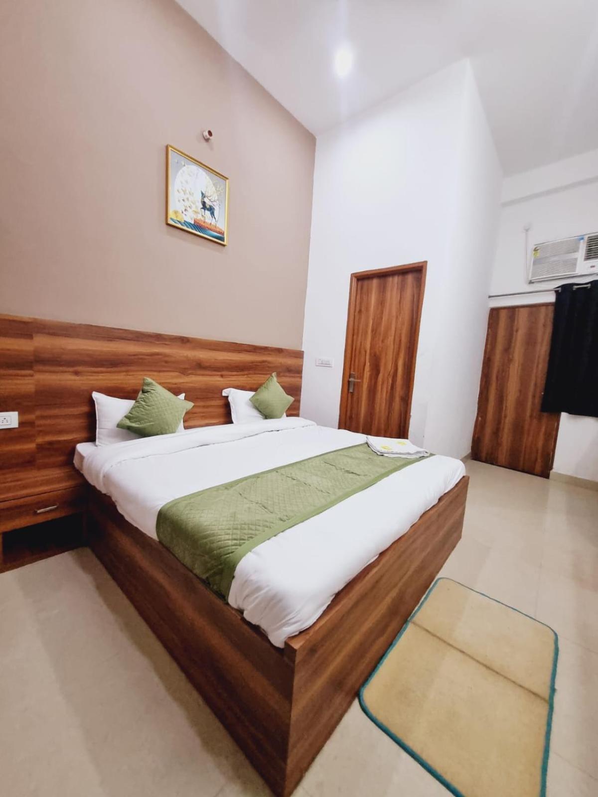 Prime International 3* Vrindavan