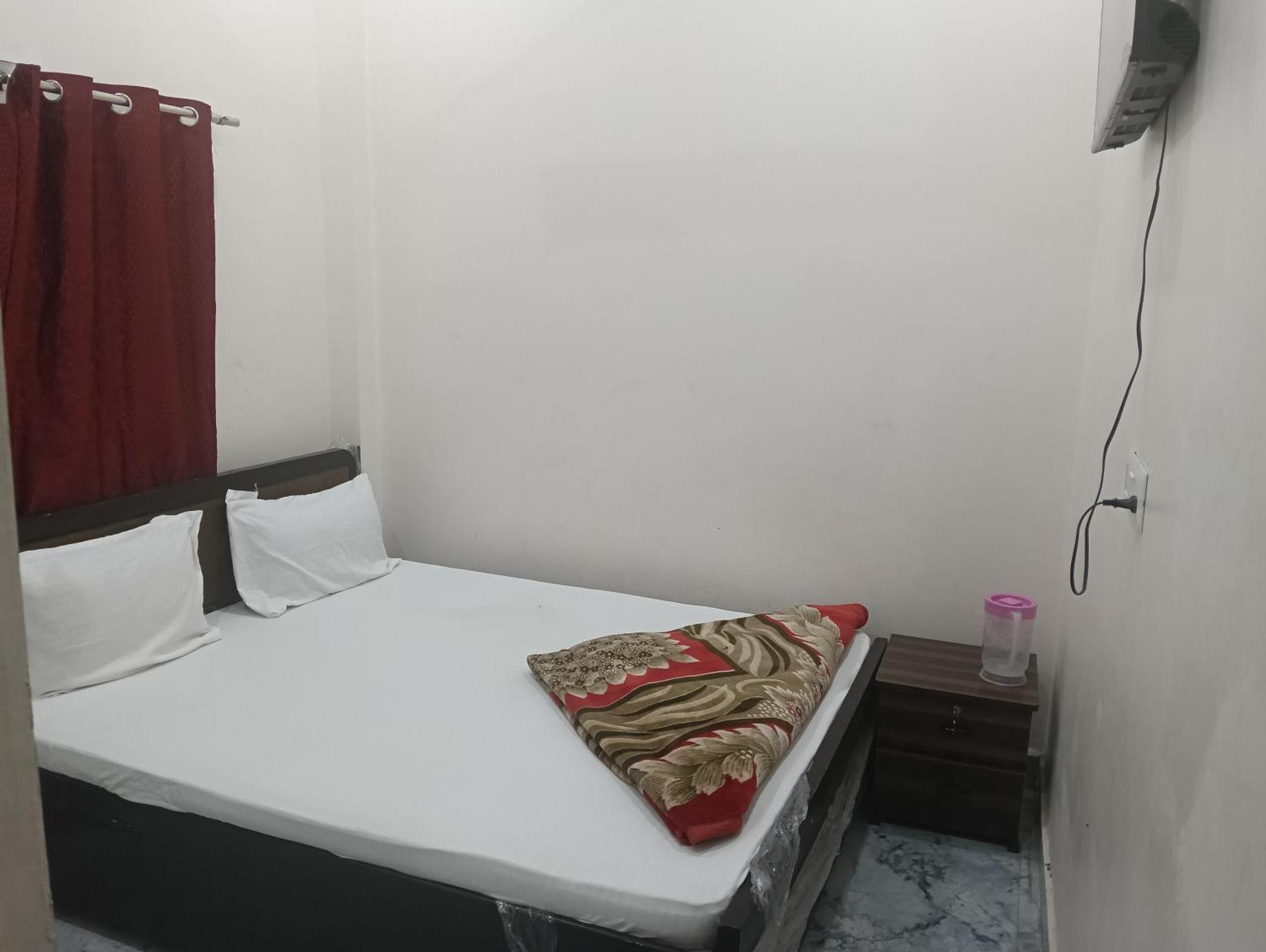 Jamuna Bhavan * Vrindavan