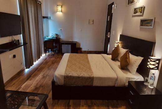 Vindravan Hotel