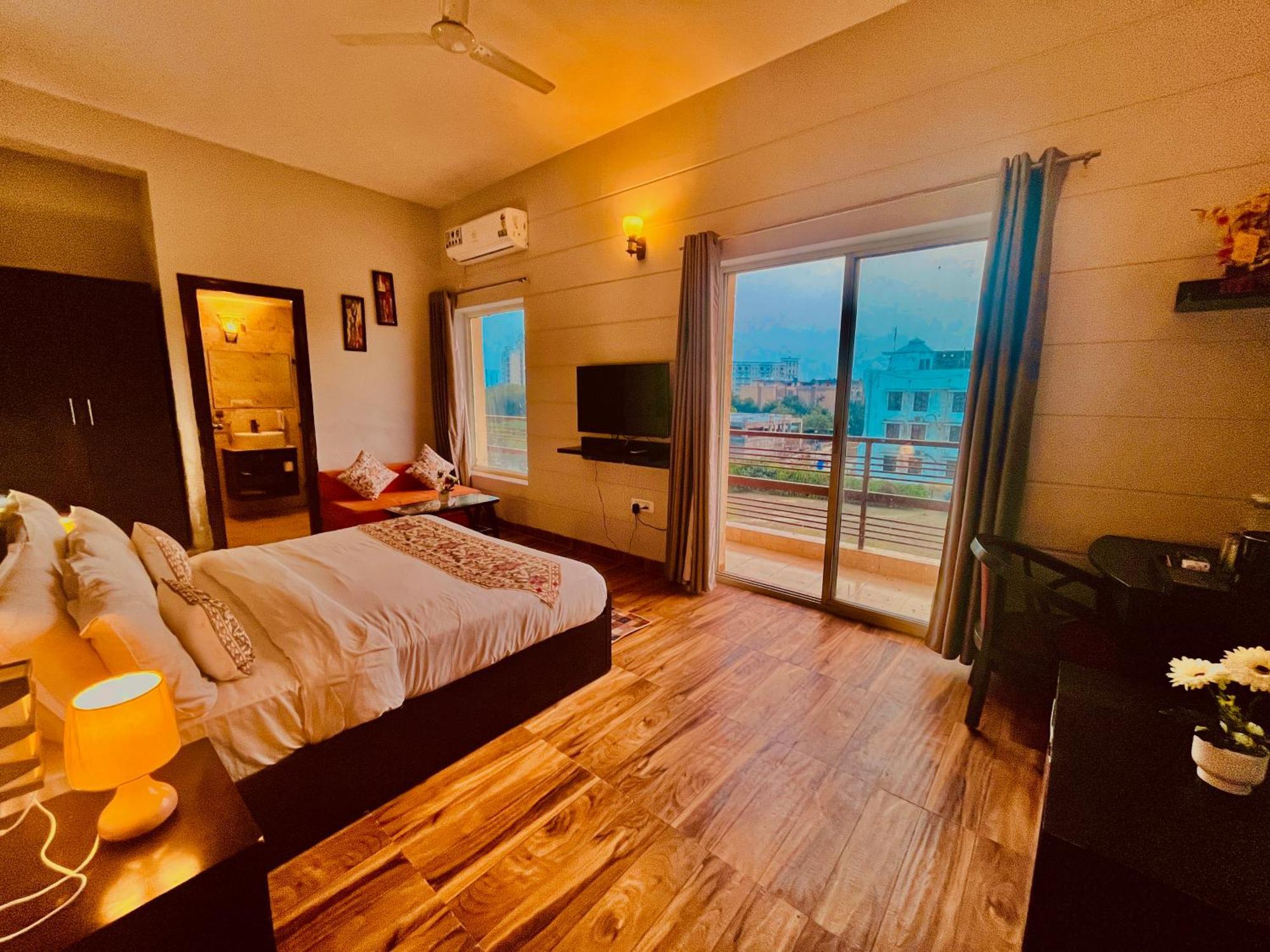 The Sapphire 1,2,3 Bedrooms Available In Omaxe - A Four Star Luxury Hotel Vrindavan