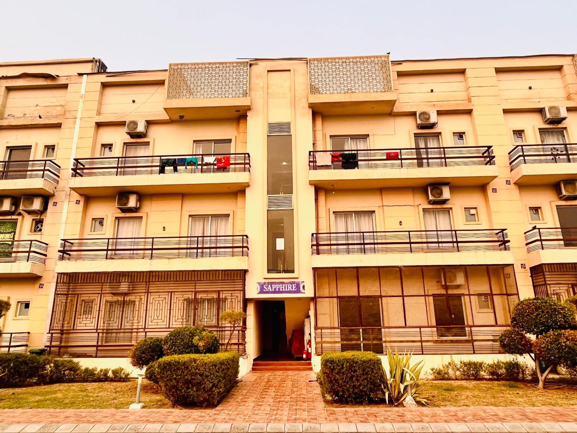 The Sapphire 1,2,3 Bedrooms Available In Omaxe - A Four Star Luxury Vrindavan