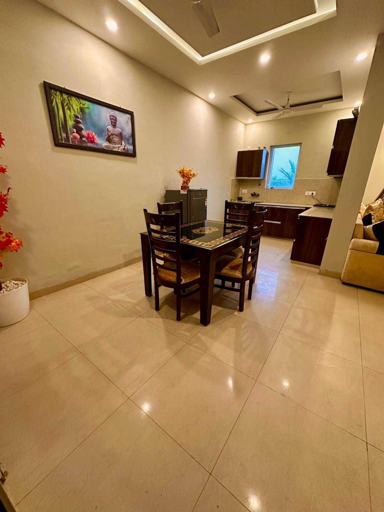 The Sapphire 1,2,3 Bedrooms Available In Omaxe - A Four Star Luxury 4* Vrindavan