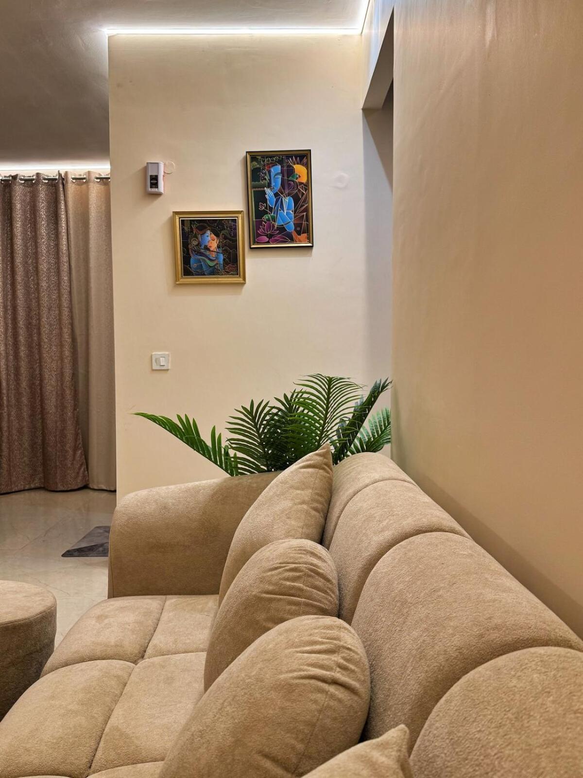 Spacious &luxury 2bhk In Vrindavan-shree Keli Kunj Apartment