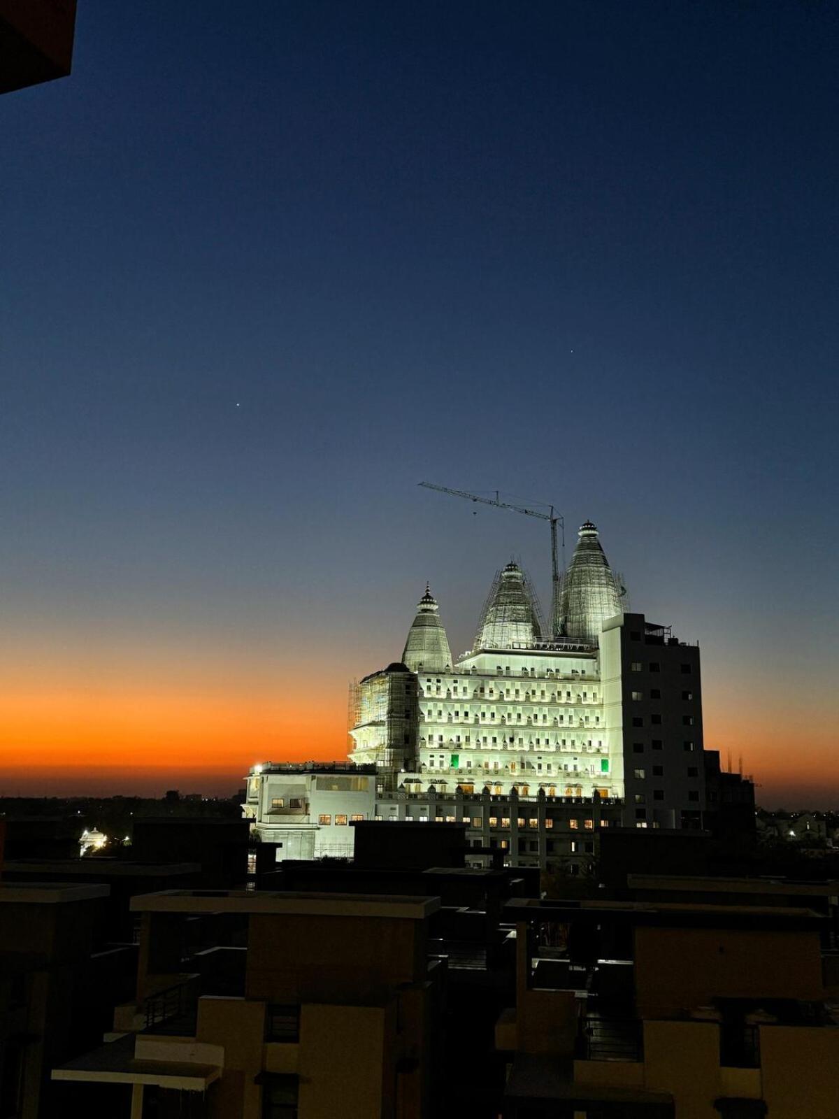 Spacious &luxury 2bhk In Vrindavan-shree Keli Kunj Apartment