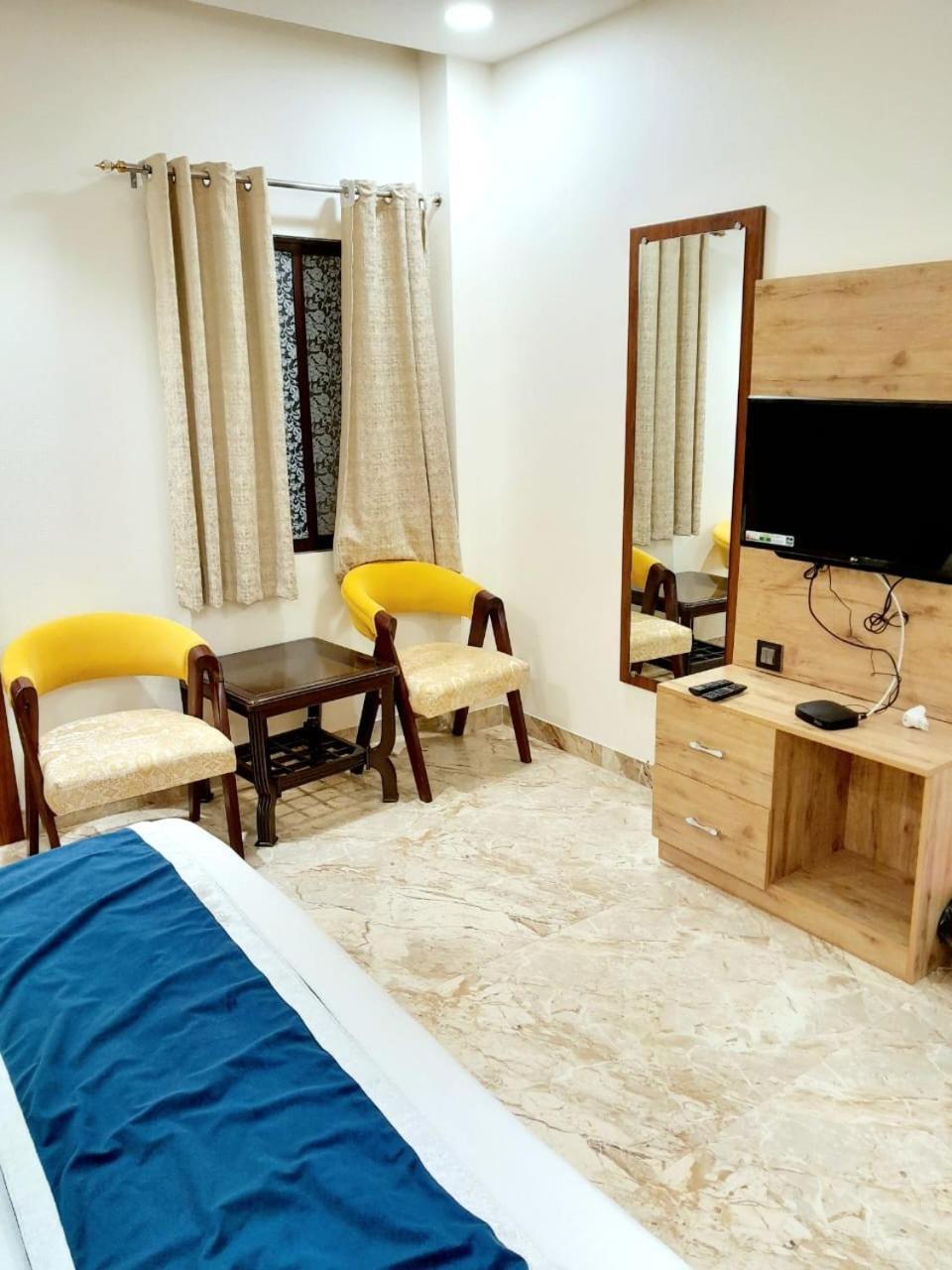 Guru Kripa Sadan Hotel
