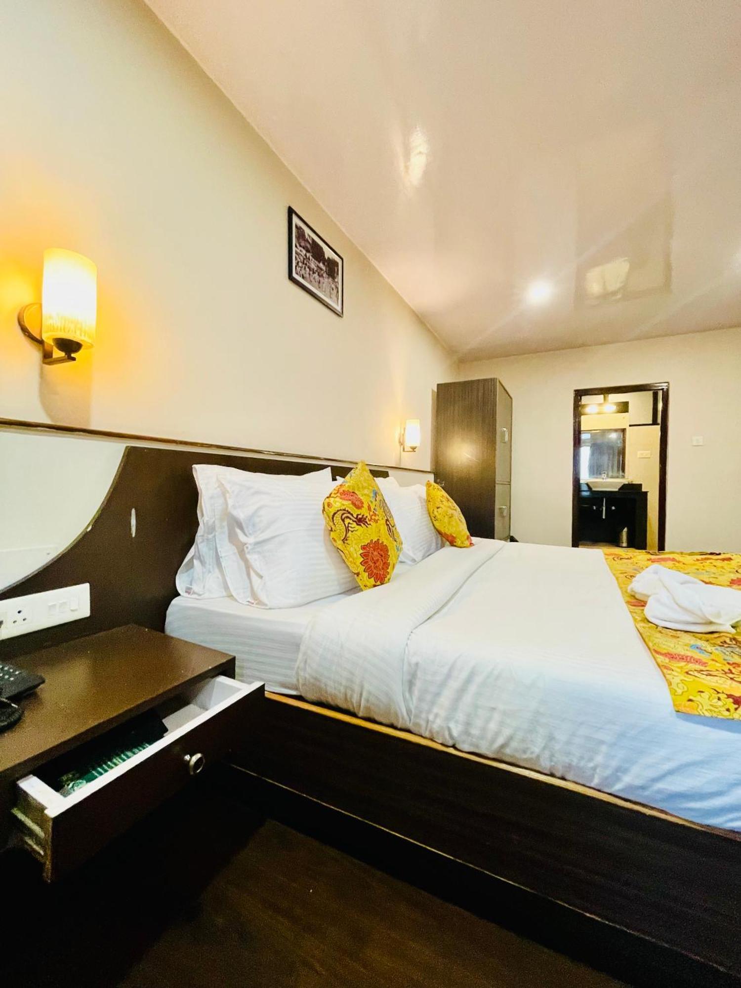Opal Select Hotel
