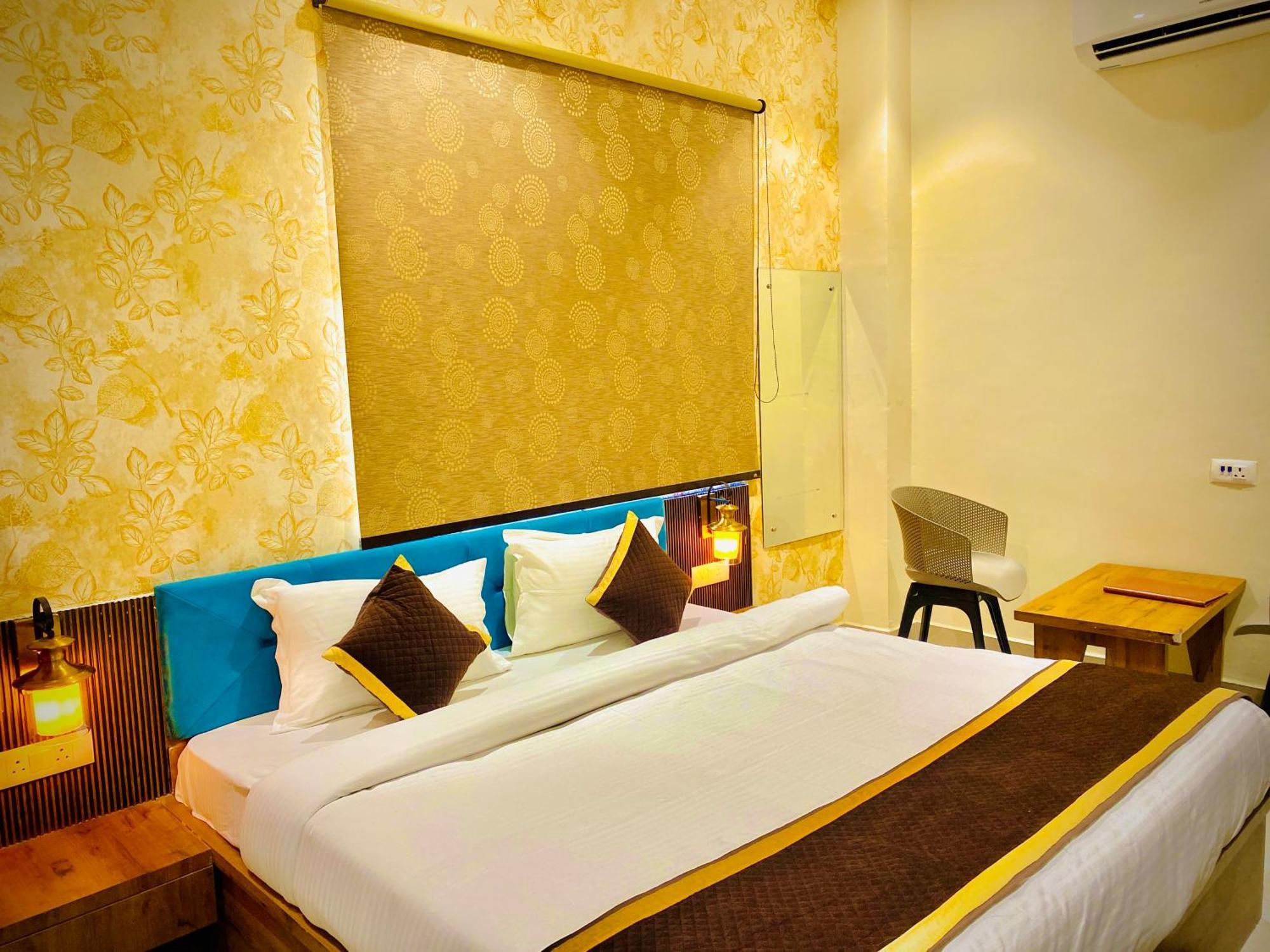 Tulsi Grand * Vrindavan