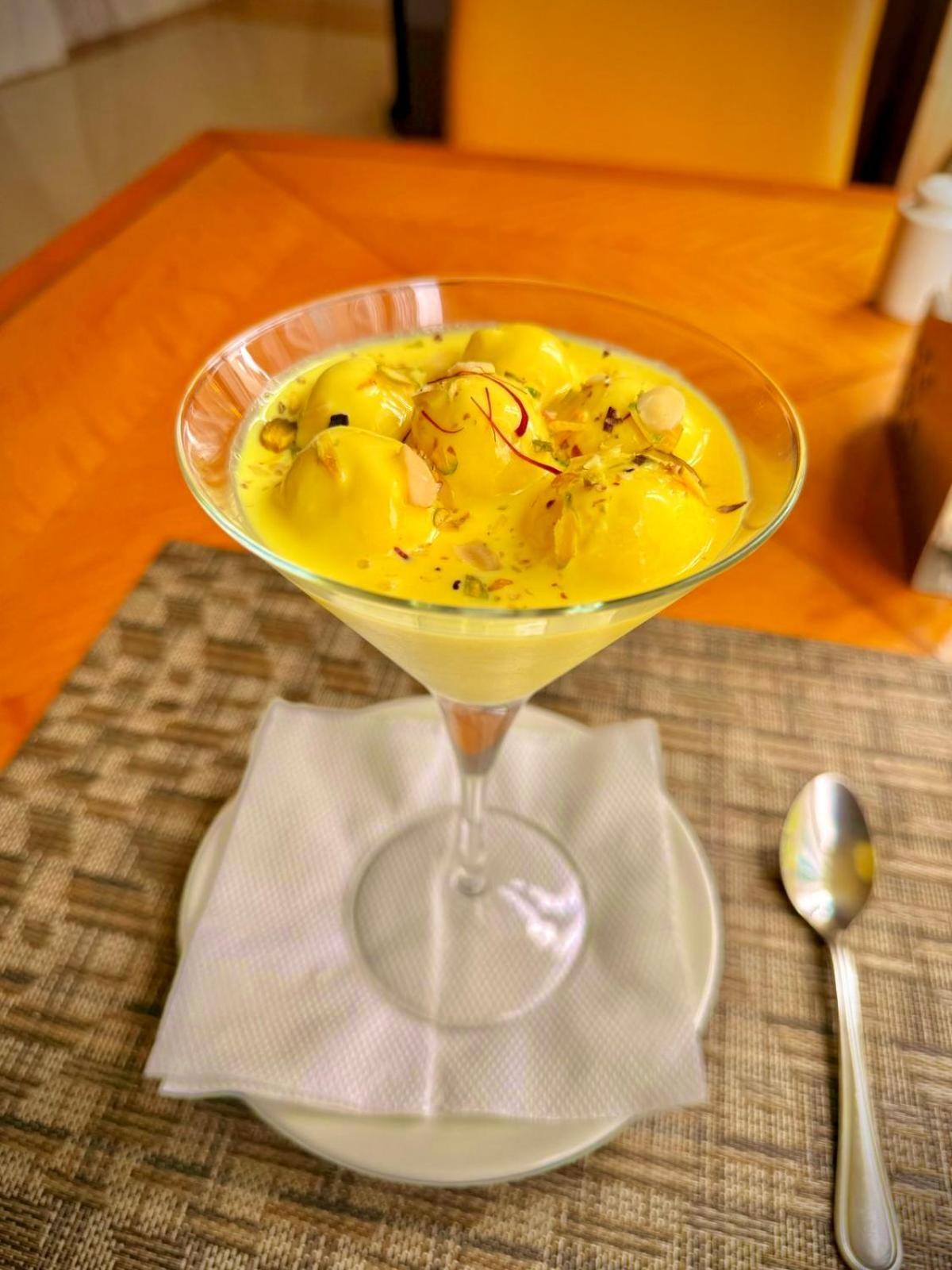Tulsi Grand Hotel Vrindavan