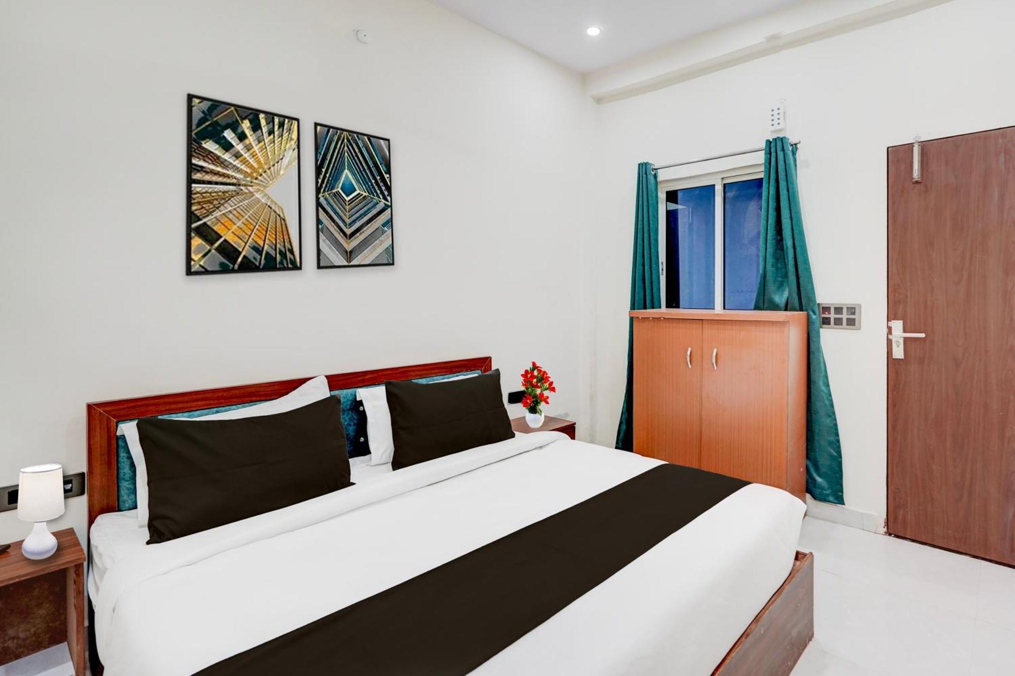 Hotel Super O Shree Ji Puram Near Prem Mandir