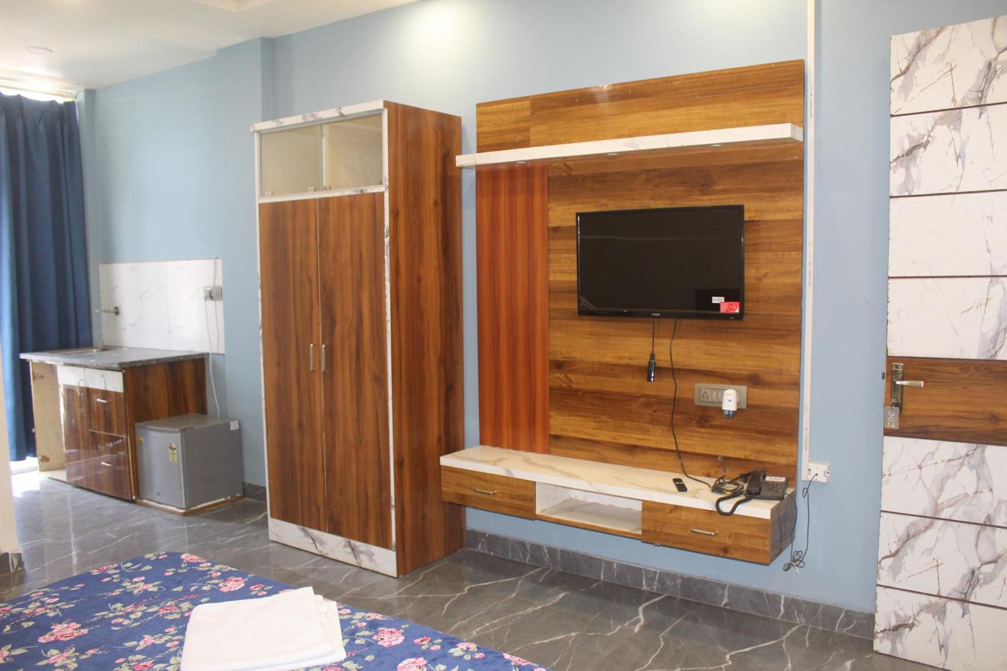 Hotel Radha Krishna Spiritual Vrindavan