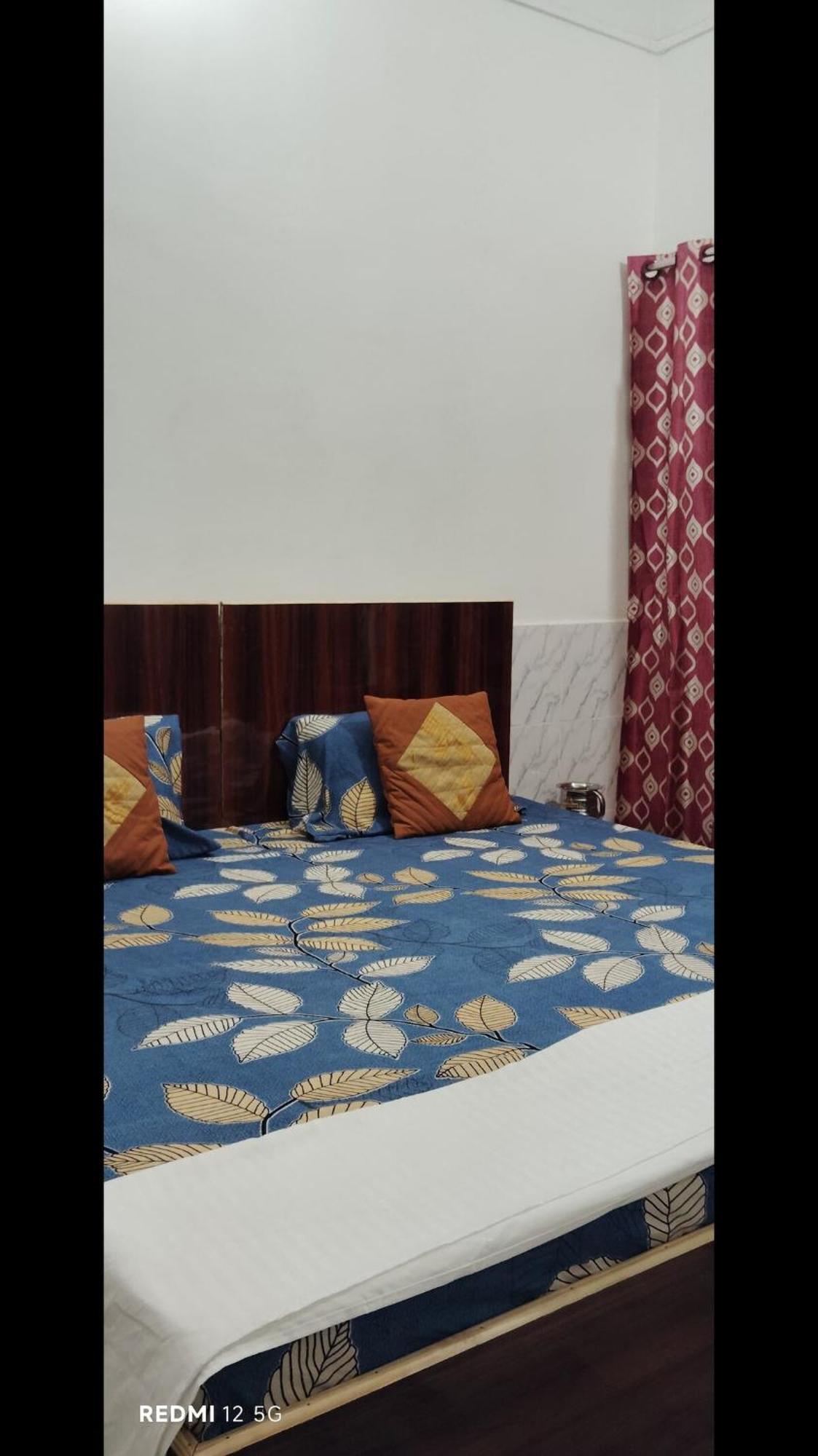 Param Dham * Vrindavan