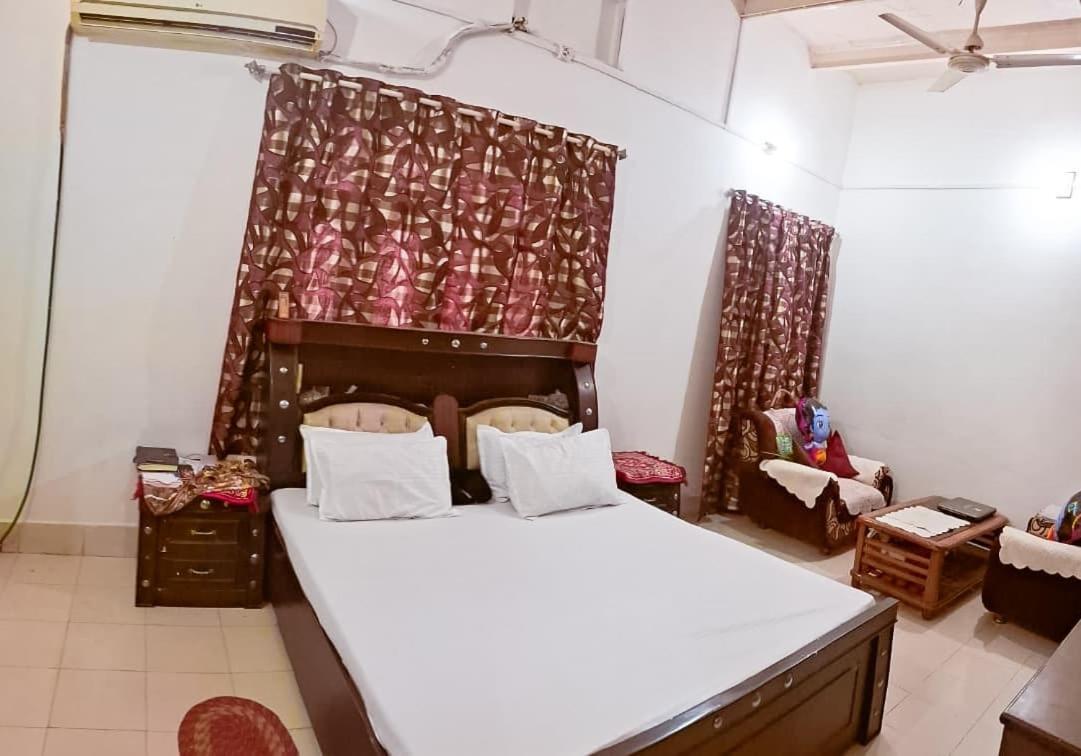 Param Dham Holiday home *