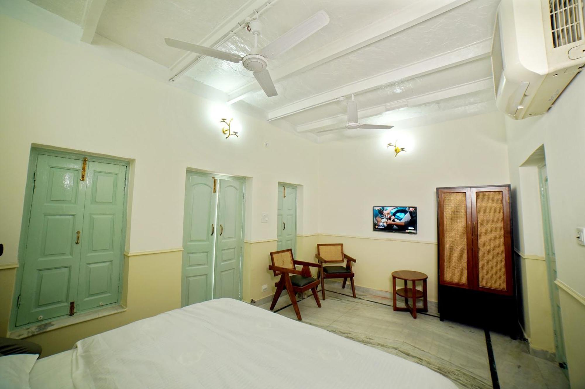 Shree Krishna Bhakti Ashram Guest house