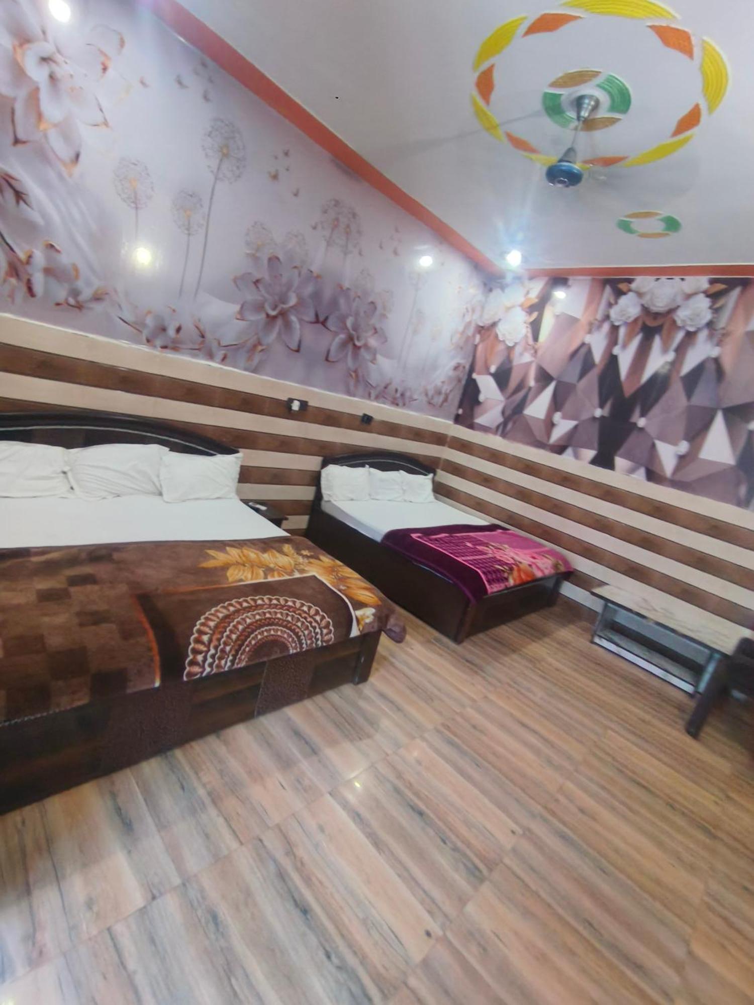 K.d.dham-near Prem Mandir *