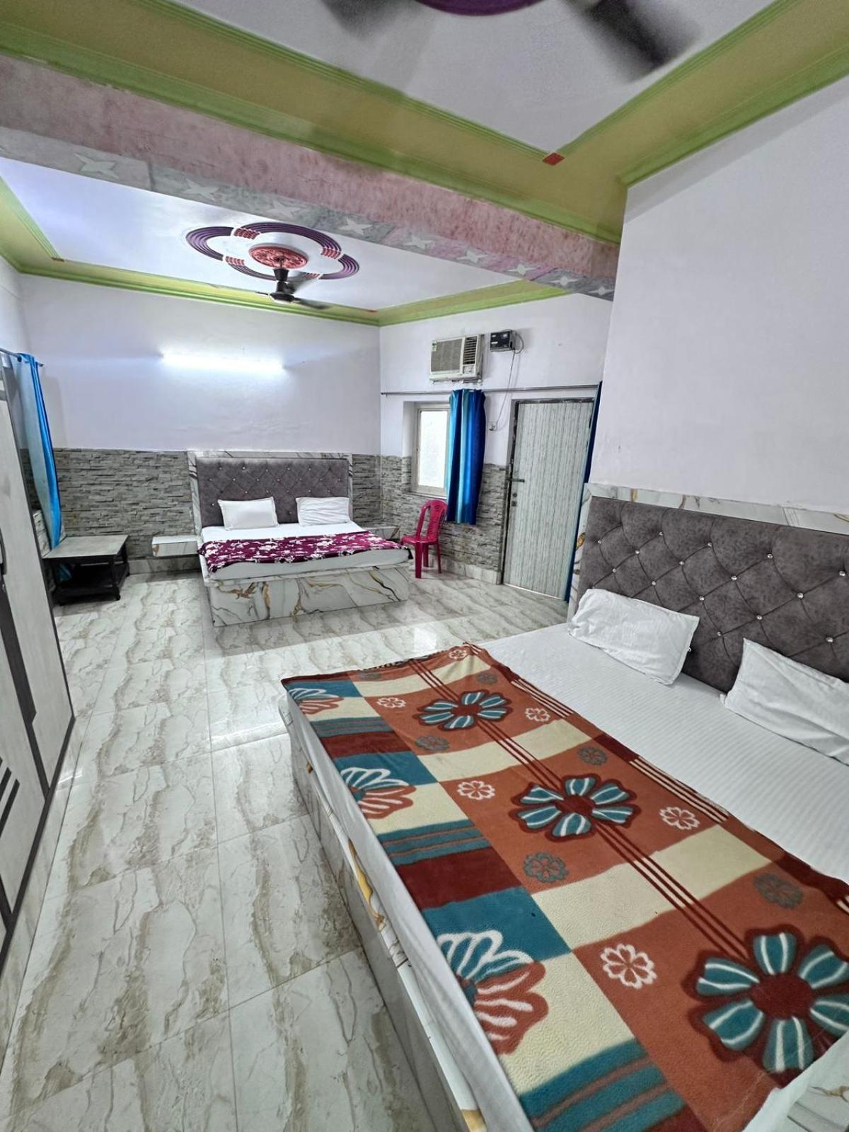 Hotel Darshika Vrindavan