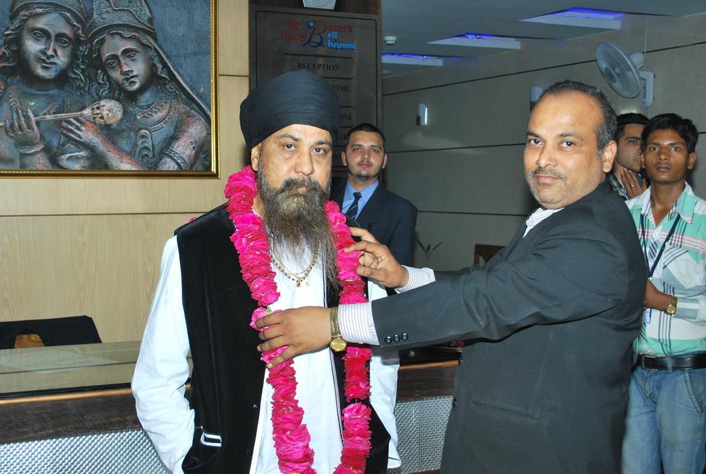 Basera Brij Bhoomi Hotel 2*