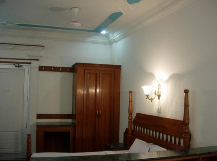 Ananda Krishna Hotel 3*