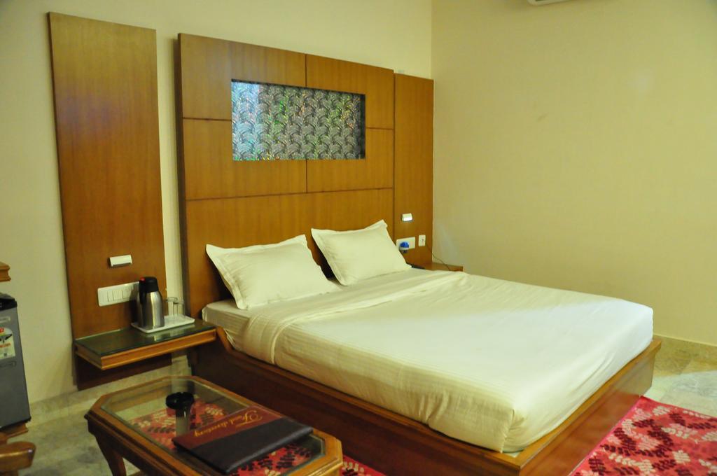 Basera Brij Bhoomi Hotel Vrindavan