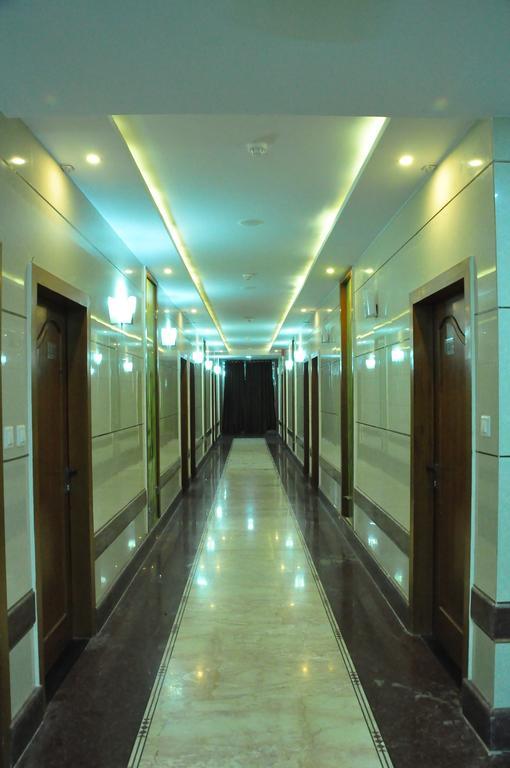 Hotel Basera Brij Bhoomi 2*