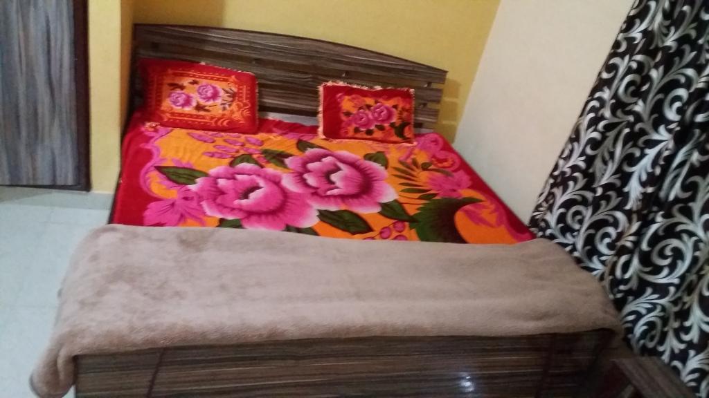 Shri Shyam Sheba Ashram * Vrindavan