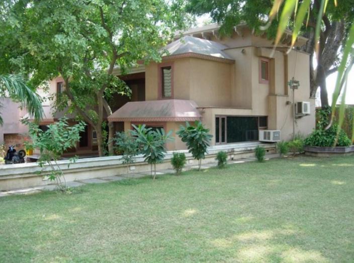 Hotel Ananda Krishna