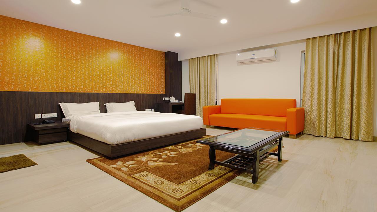 Santosh Dham Vrindavan