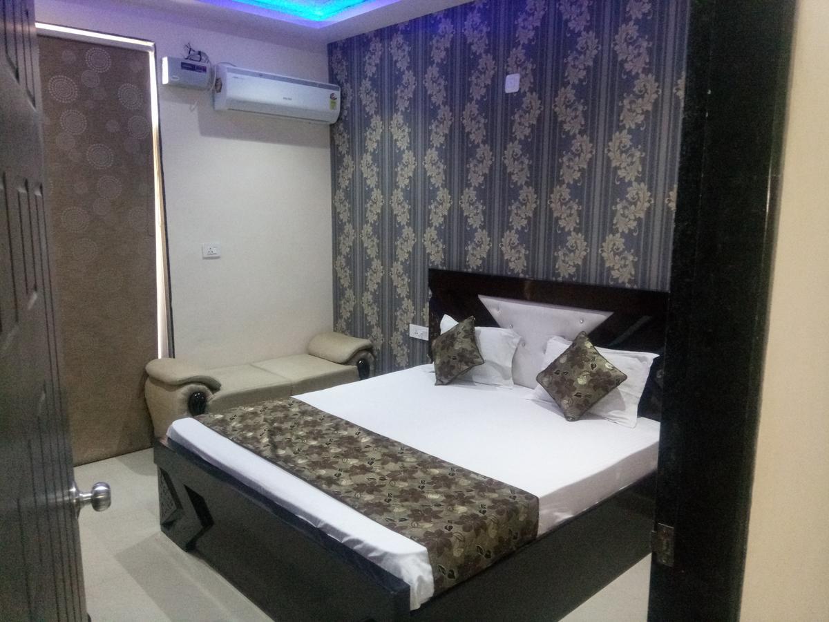 Anamsa Residency * Vrindavan