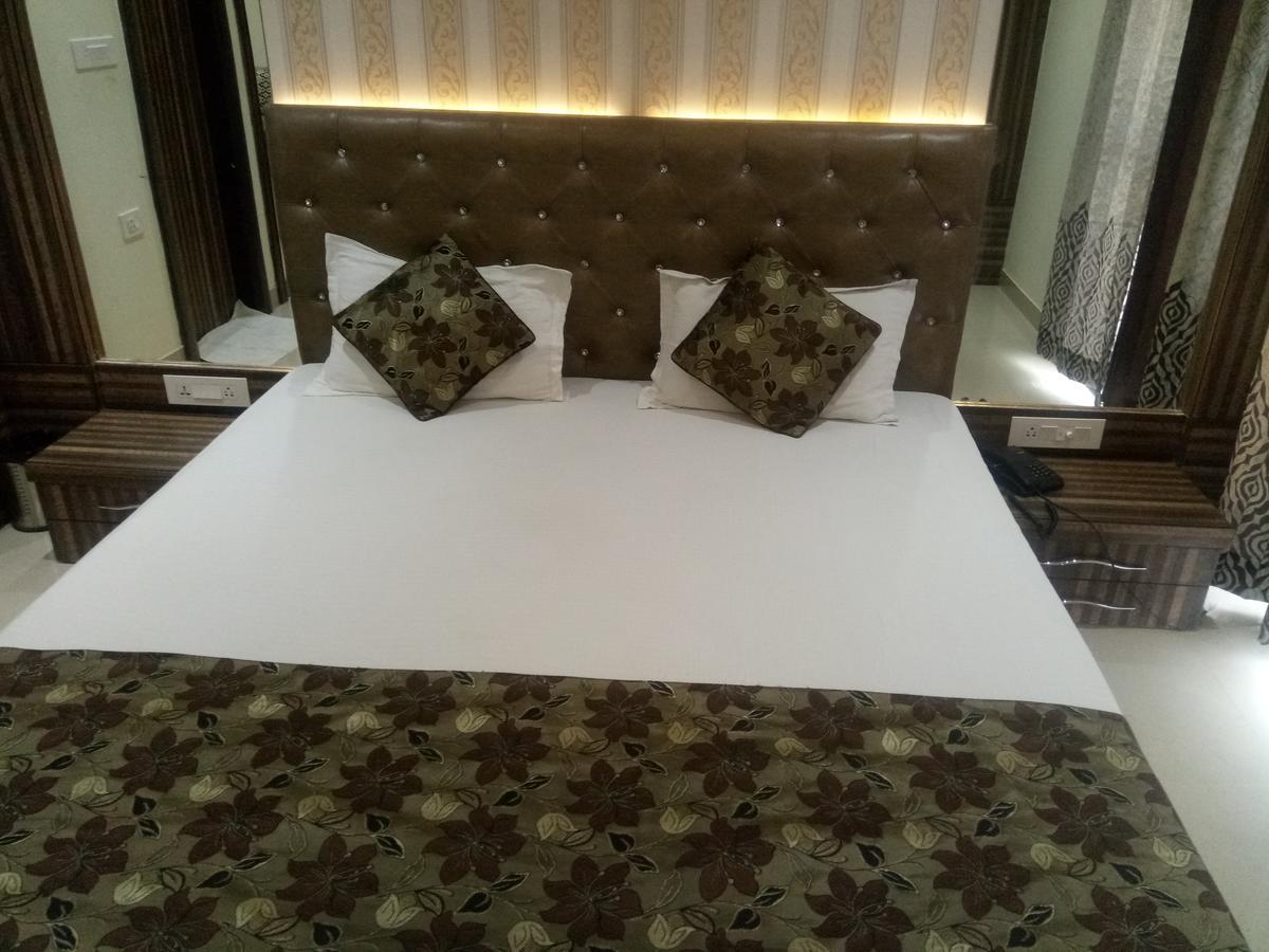 Anamsa Residency * Vrindavan