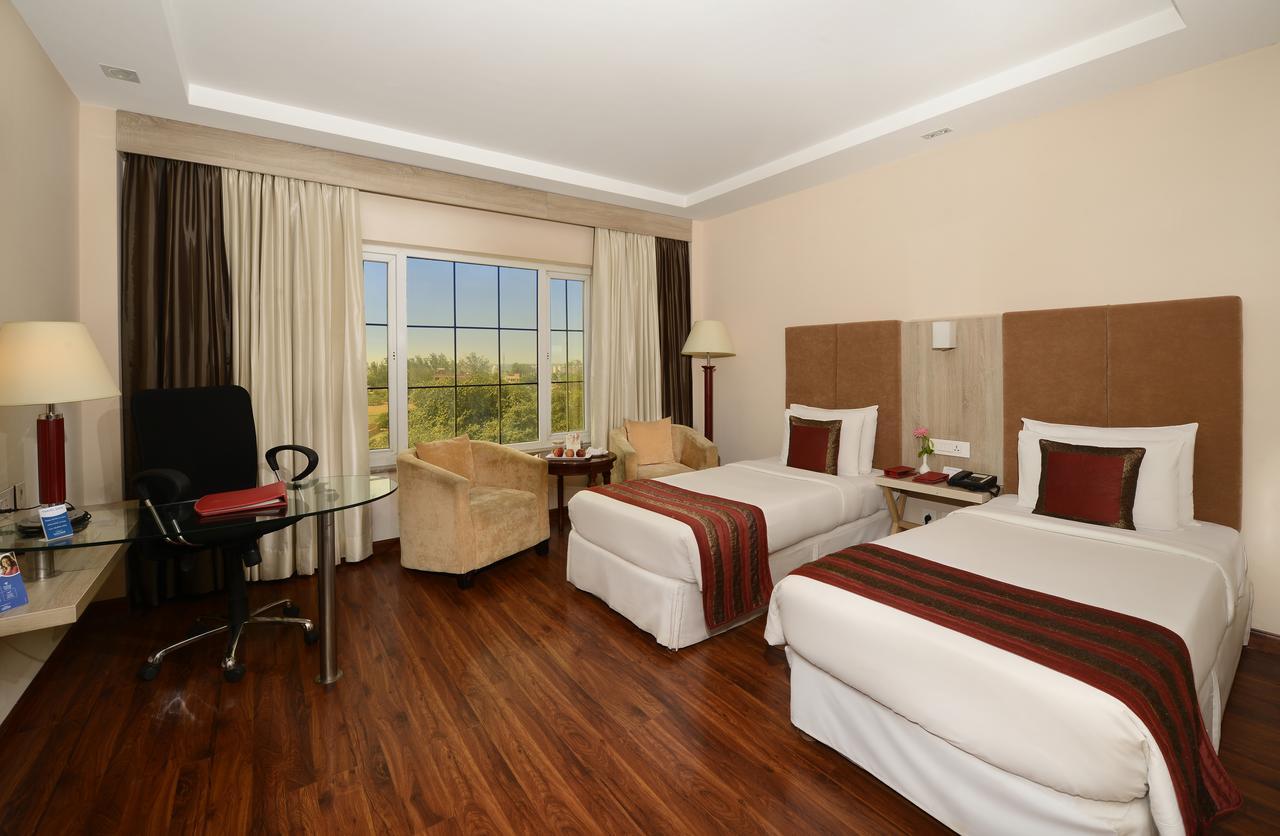 Nidhivan Sarovar Portico 4* Vrindavan