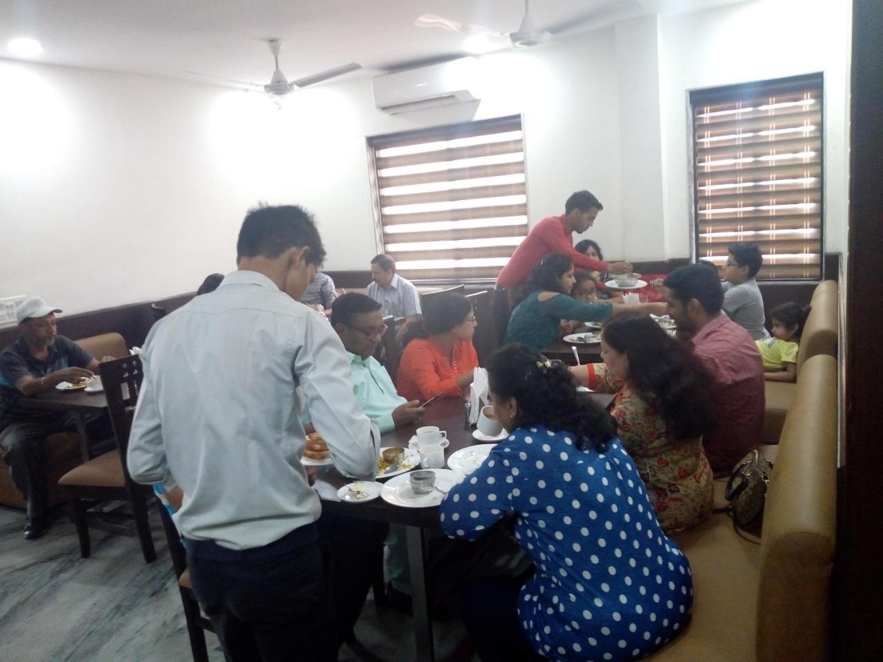 Sar Kamla Dham Skd Fully Vaccinated Staff Hotel Vrindavan