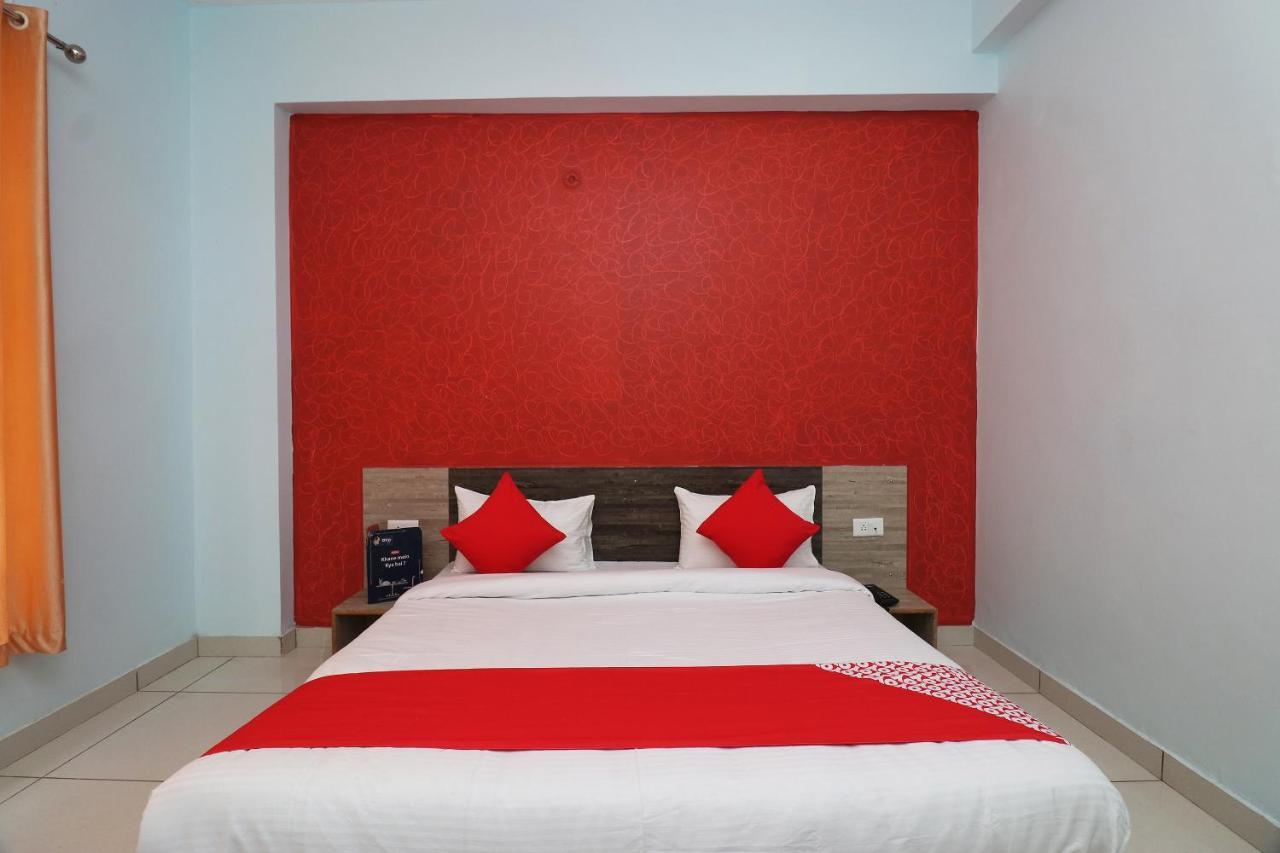 Oyo 22014 Prem Hotel 3*